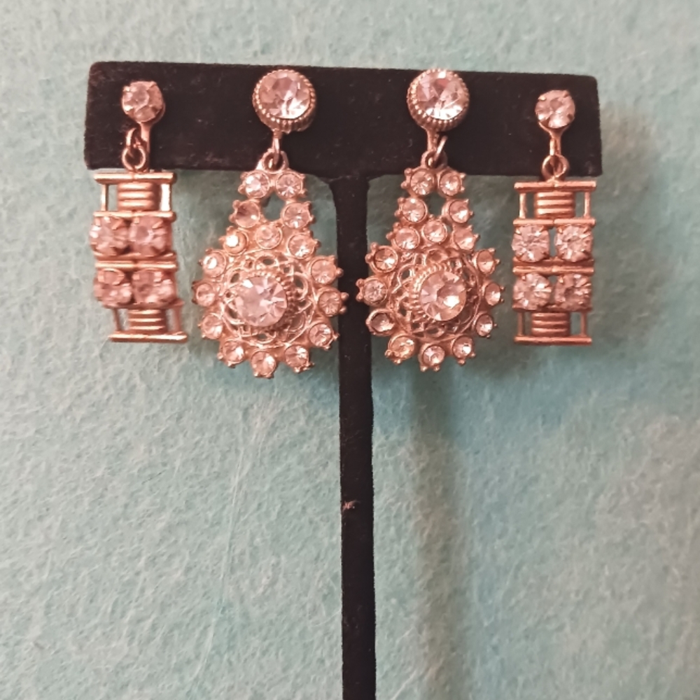 2 Prs Vintage Screwback Rhinestone Earrings
